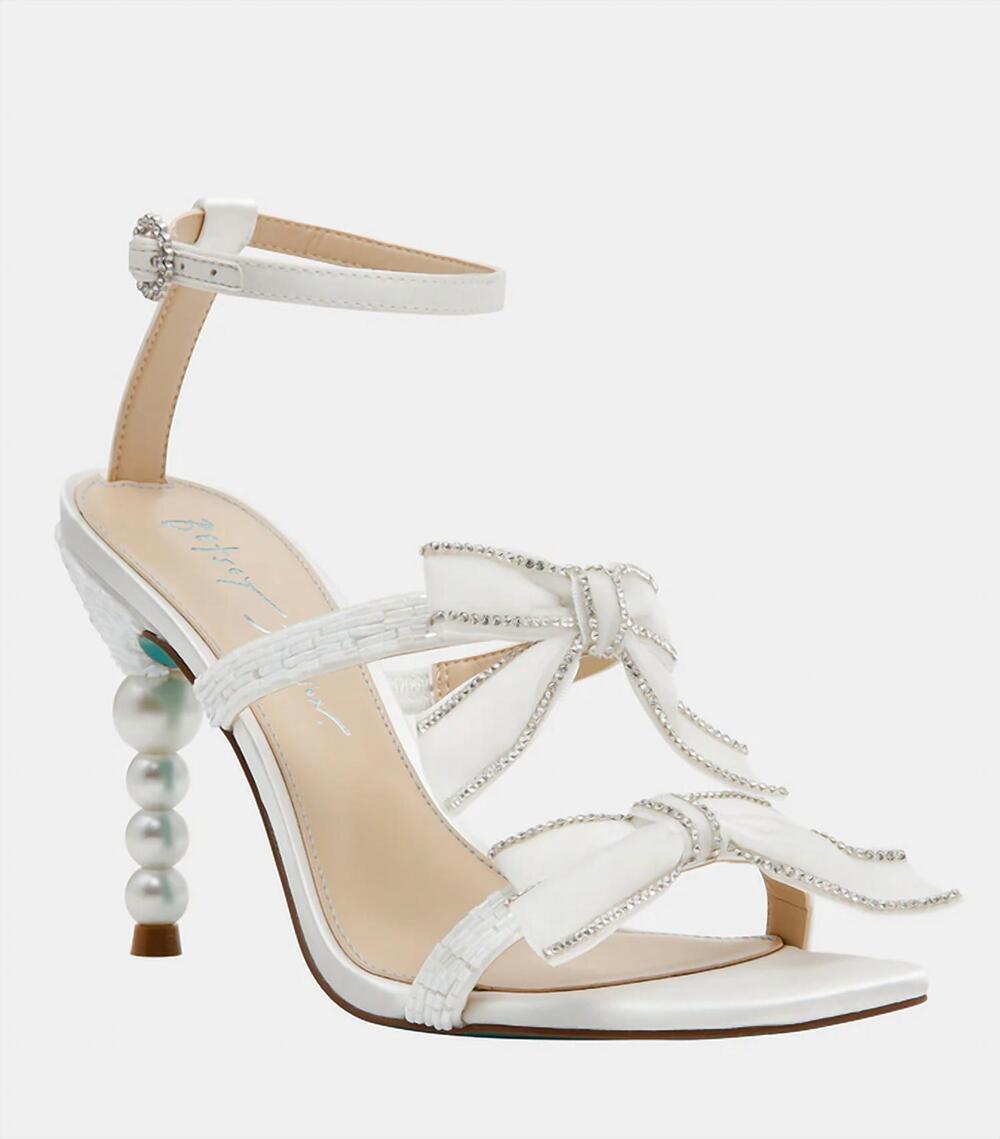 NEW BETSEY JOHNSON women's sammy heel in ivory